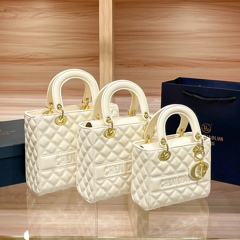 Classic Quilted Princess Diana Bag 2025 New Lambskin Light Luxury Shoulder Handbag Cross-Border Women's Bag Versatile Crossbody Bag