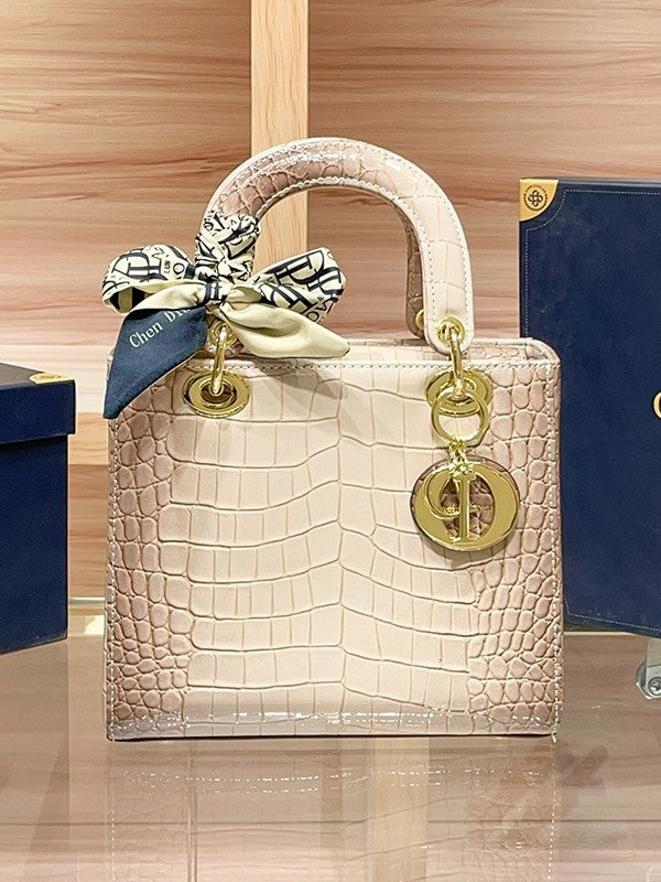 Cross-Border Export New Style Princess Diana Bag, High-End Women's Bag, Himalayan White Princess Diana Bag, Accessible Luxury Crocodile Pattern Handbag
