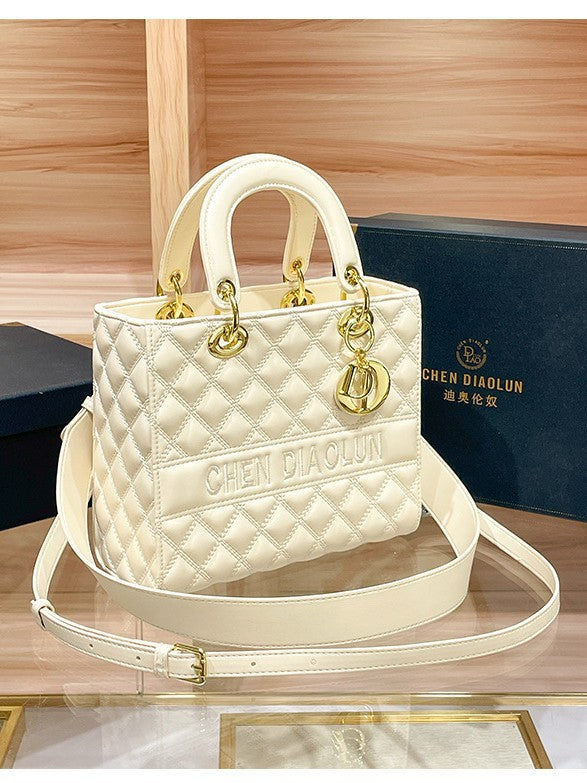 Classic Quilted Princess Diana Bag 2025 New Lambskin Light Luxury Shoulder Handbag Cross-Border Women's Bag Versatile Crossbody Bag