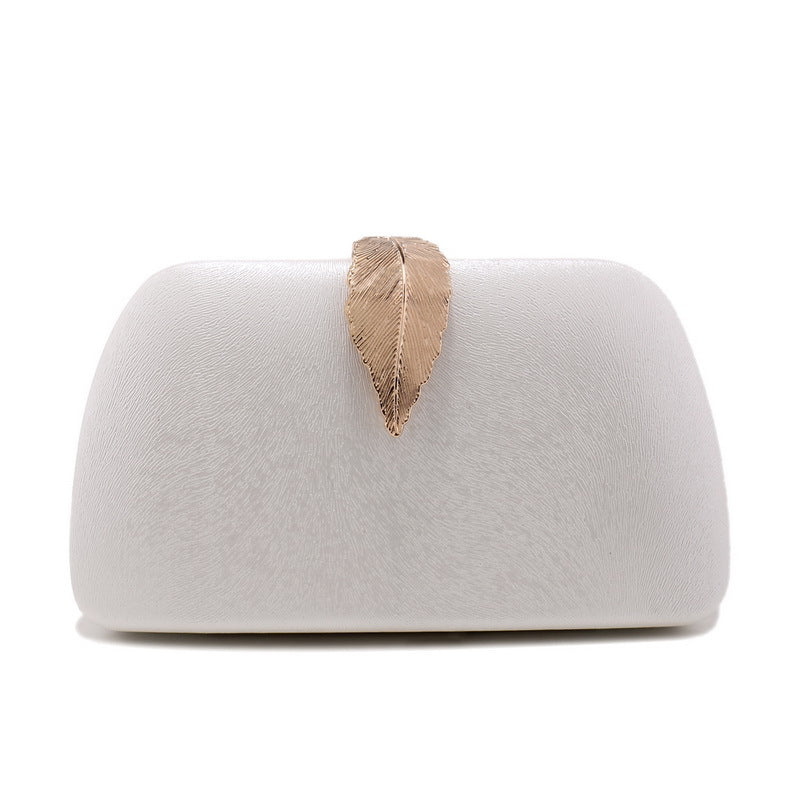 Light Luxury Evening Bag, European and American Style, Fashionable, Versatile, Elegant Clutch, Stylish Wedding Dress Matching Crossbody Bag