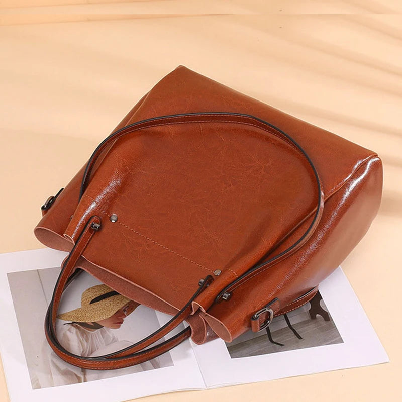 New leather women's bag, large capacity TOTE, fashionable and versatile, single shoulder crossbody handbag, large bag